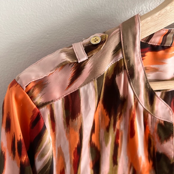 Colourful, silky CK blouse 😍 - Picture 7 of 7